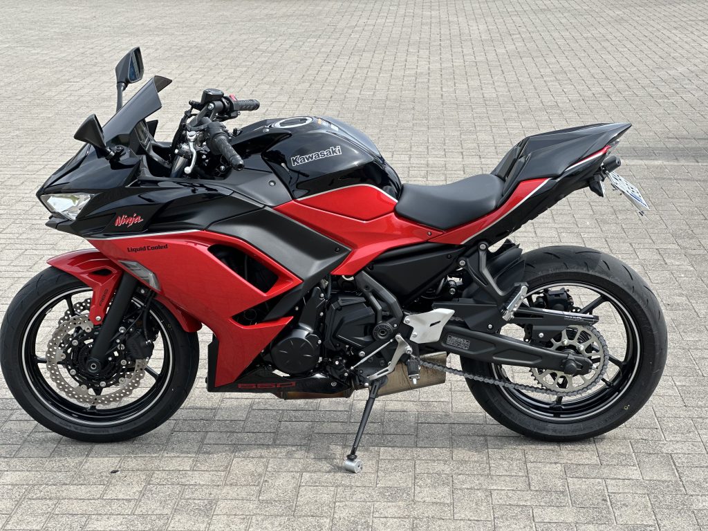 Kawasaki Ninja 650 50e anniversaire – 1650 Km 2024 Garantie