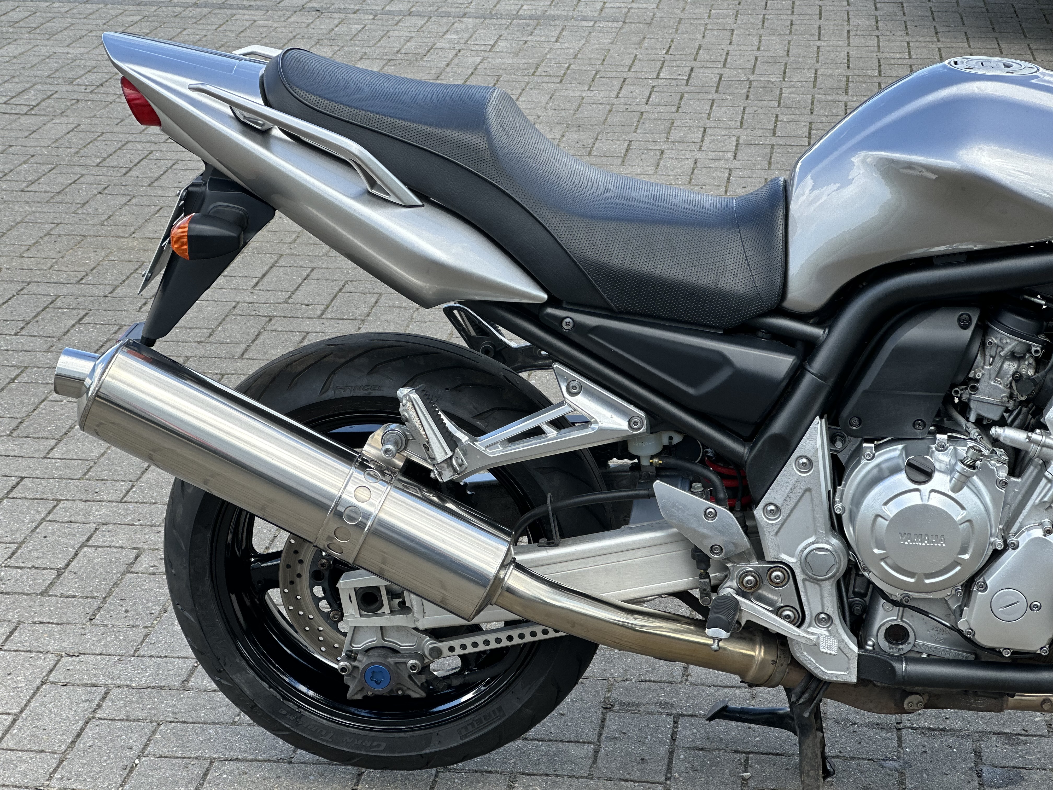 Yamaha Fazer 1000 – 31.000 km Année 2005