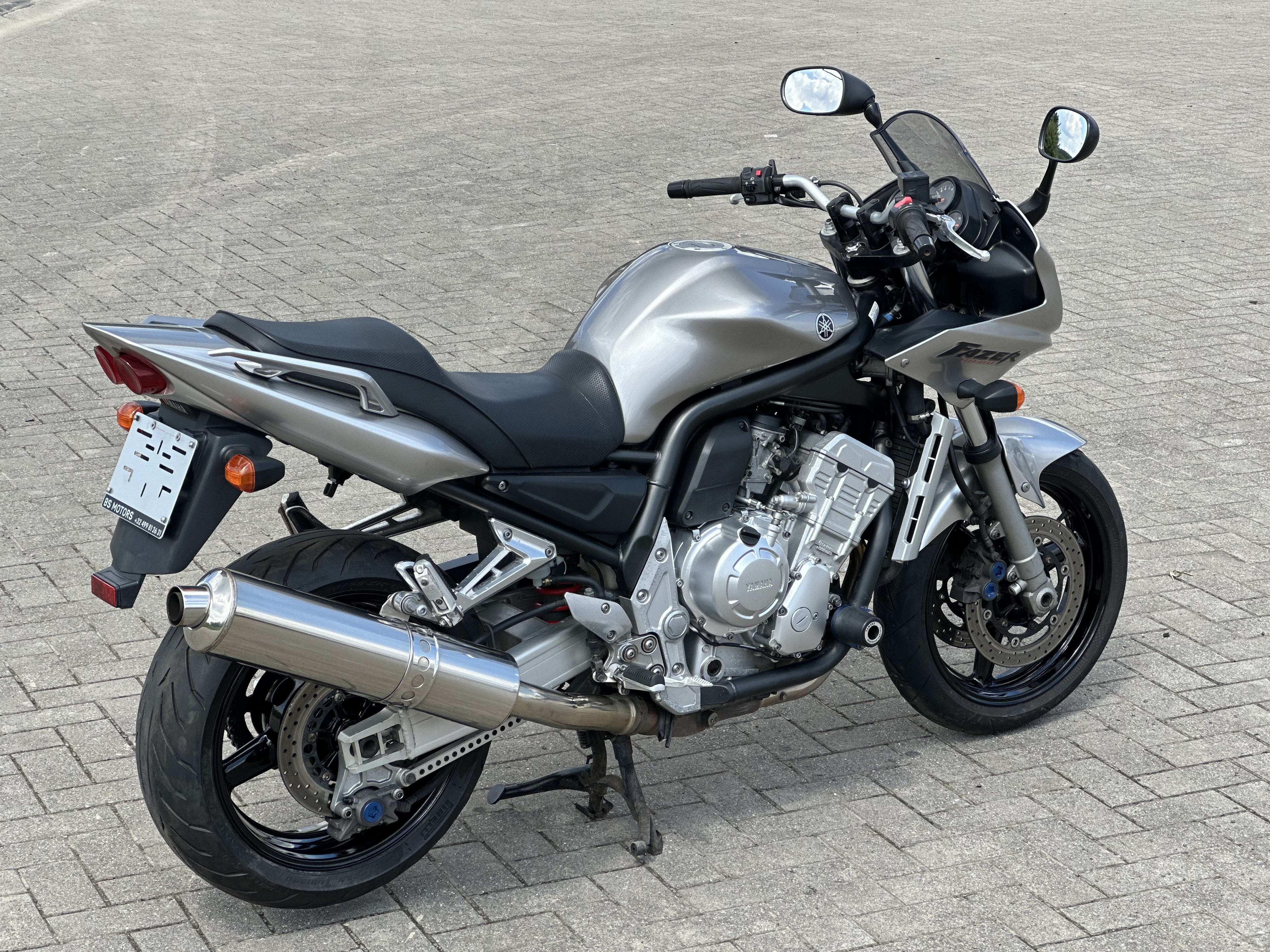 Yamaha Fazer 1000 – 31.000 km Année 2005