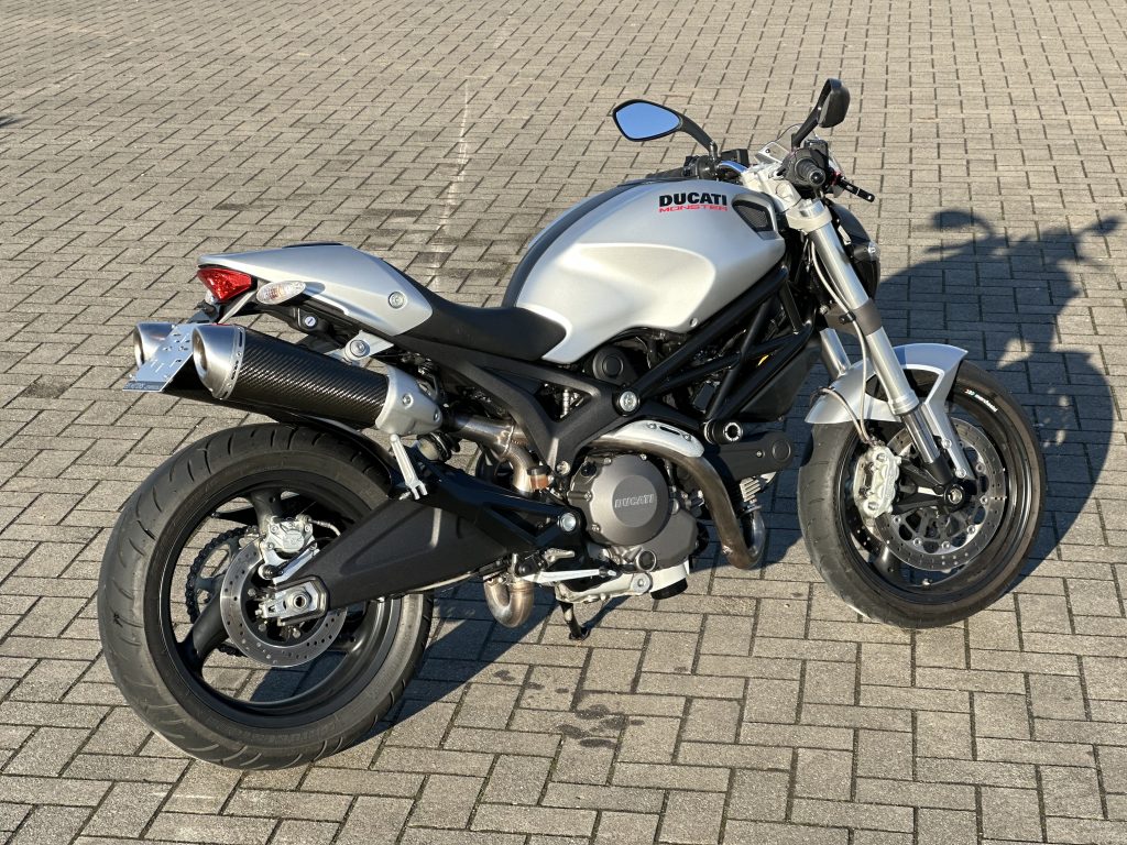 Ducati Monster 696+ Jaar 2009 – 21500Km