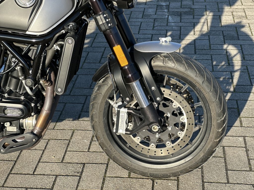 Benelli Leoncino 500 – 7100 Km année 2022